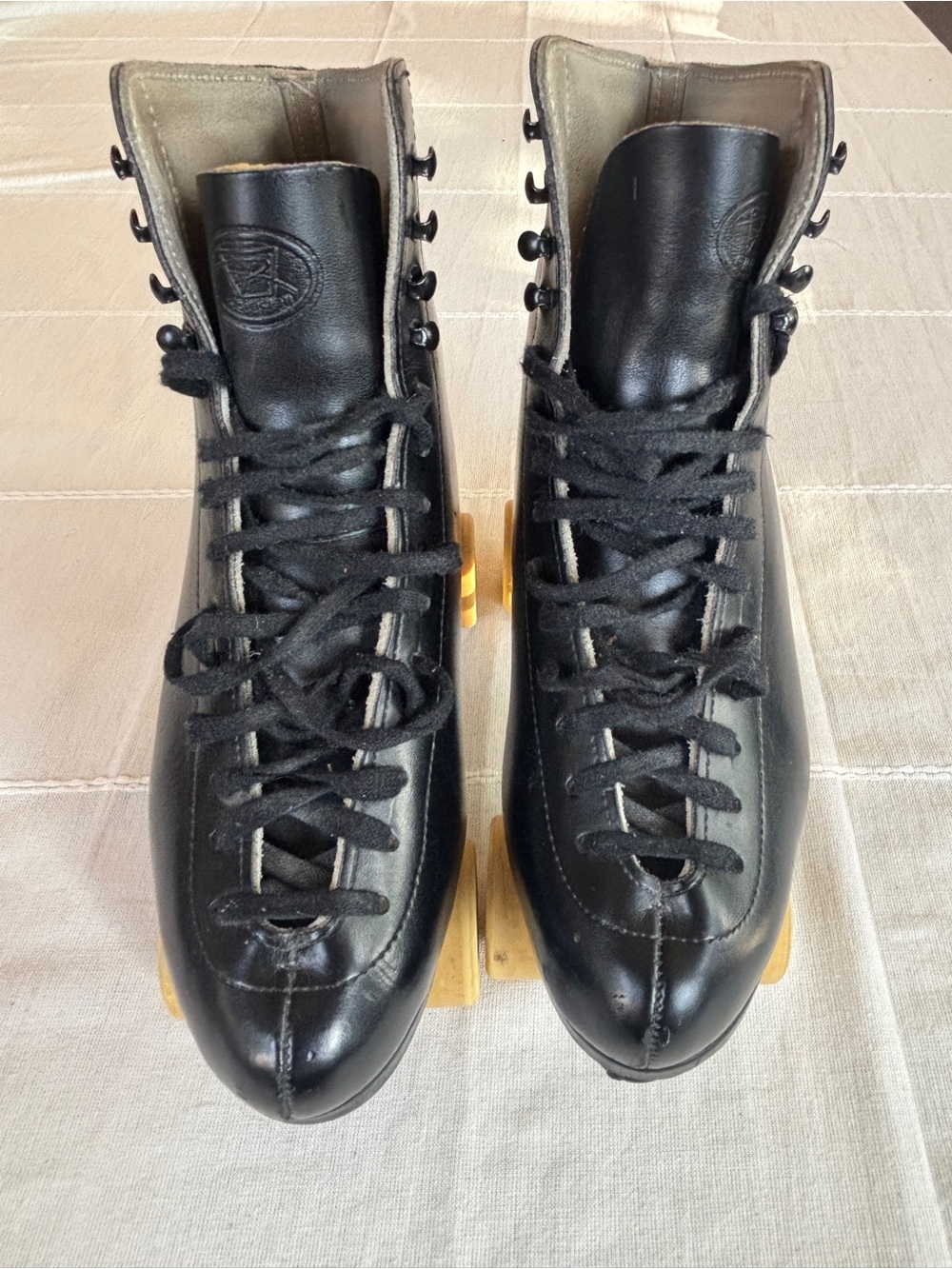 Vintage Riedell Roller Skates Black Leather Sure-Grip Plates Rollerbones Wheels - Picture 5 of 13